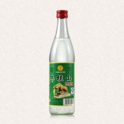 <b>牛欄山固液法白酒冒（mào）充陳釀白酒！涉嫌欺詐消費者（zhě）！</b>